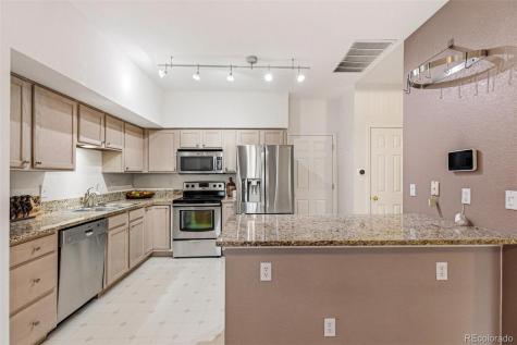 4003 S Carson Street Aurora CO 80014