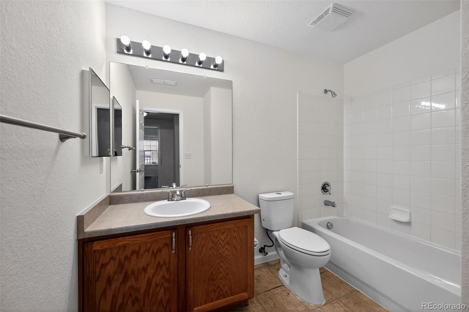 5733 N Gibralter Way Aurora CO 80019