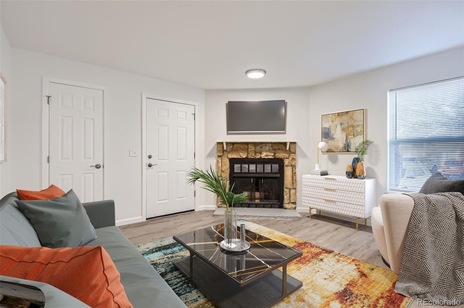 932 S Dearborn Aurora CO 80012