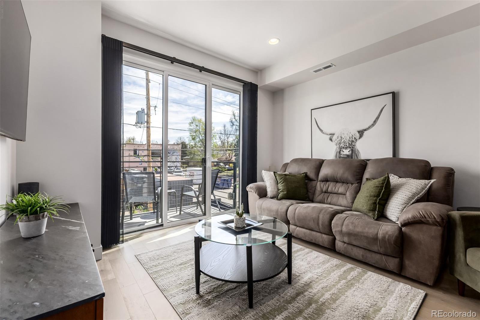 2588 S Broadway Denver CO 80210