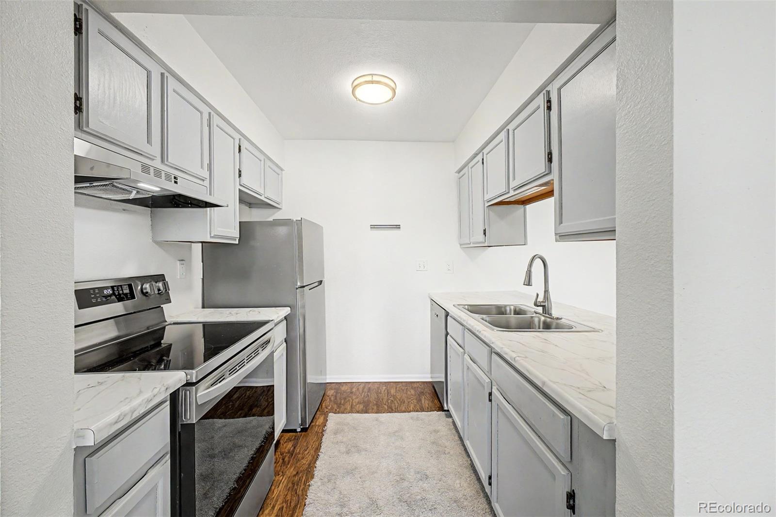 519 Wright Street Lakewood CO 80228
