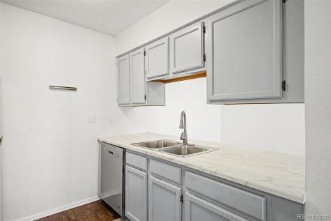 519 Wright Street Lakewood CO 80228