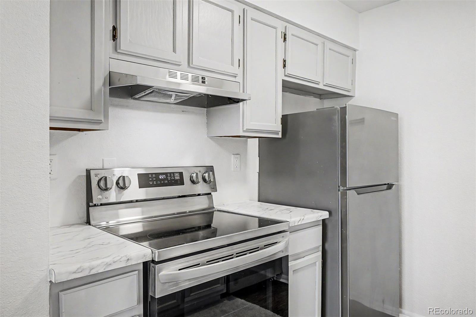 519 Wright Street Lakewood CO 80228