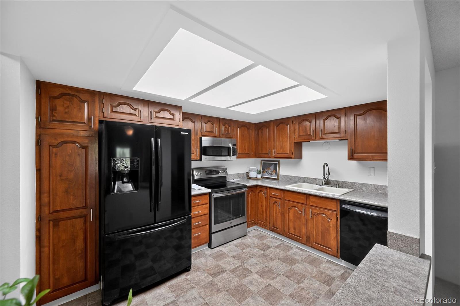 2868 S Heather Gardens Way Aurora CO 80014