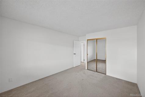 2868 S Heather Gardens Way Aurora CO 80014