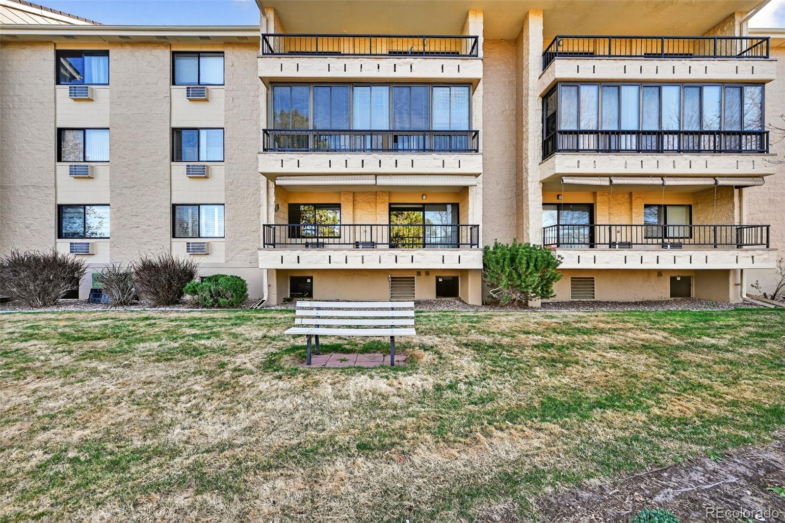 2868 S Heather Gardens Way Aurora CO 80014