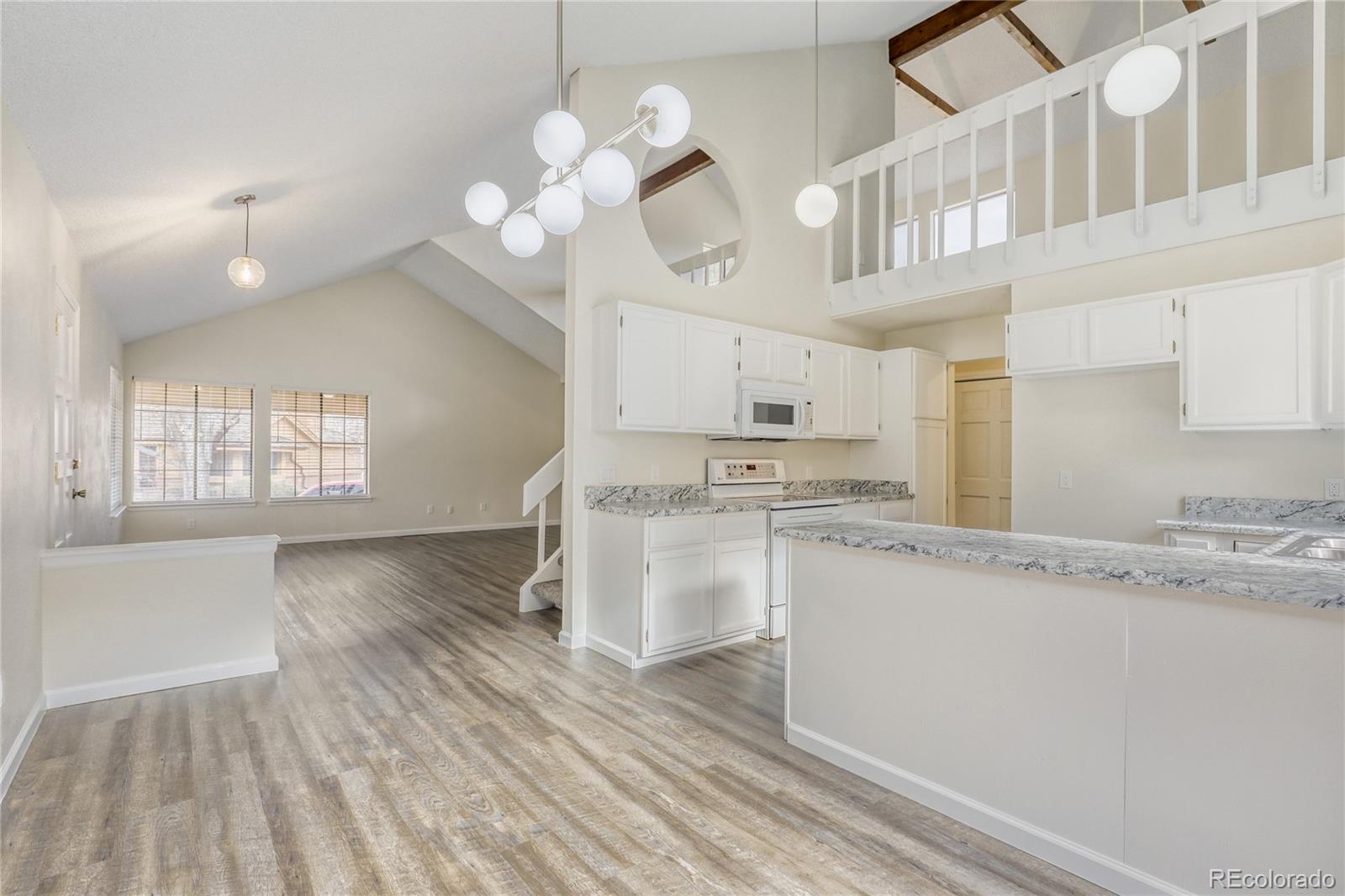 204 S Eagle Circle Aurora CO 80012