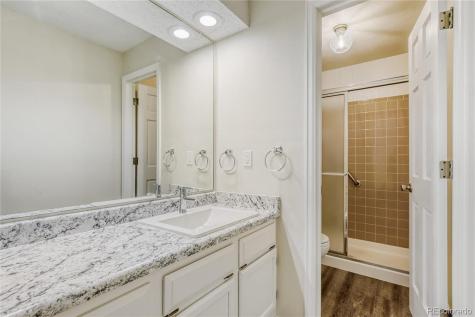 204 S Eagle Circle Aurora CO 80012