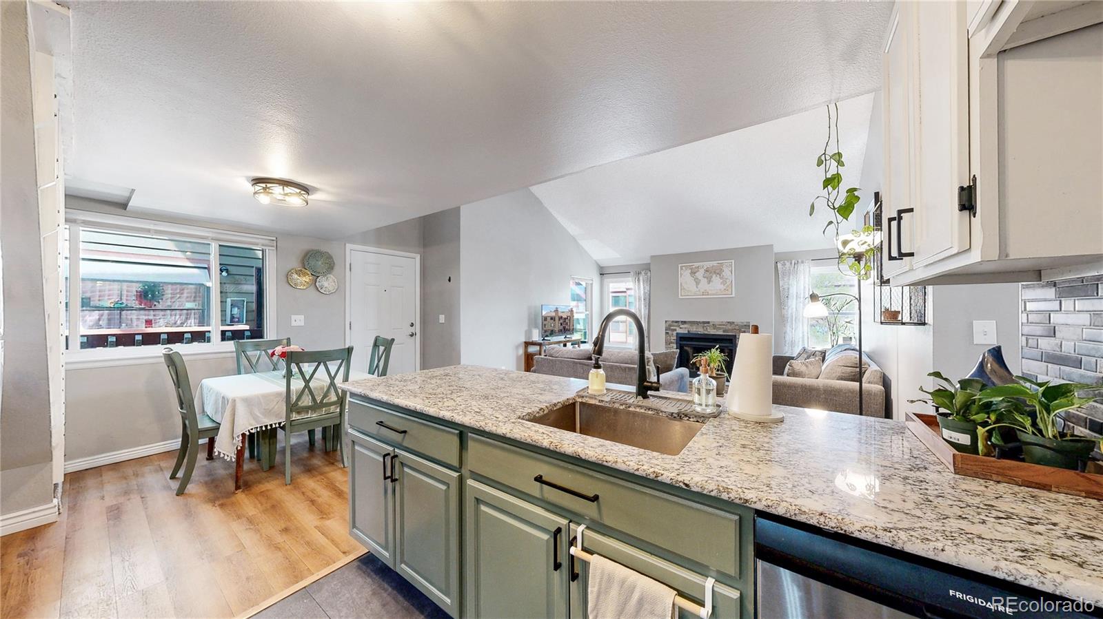8741 Dawson Street Denver CO 80229