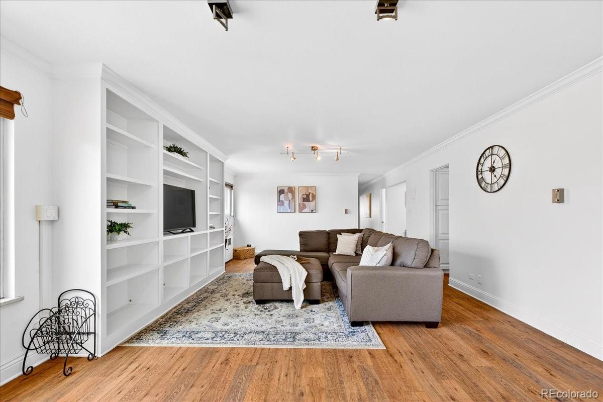 855 N Pennsylvania Street Denver CO 80203