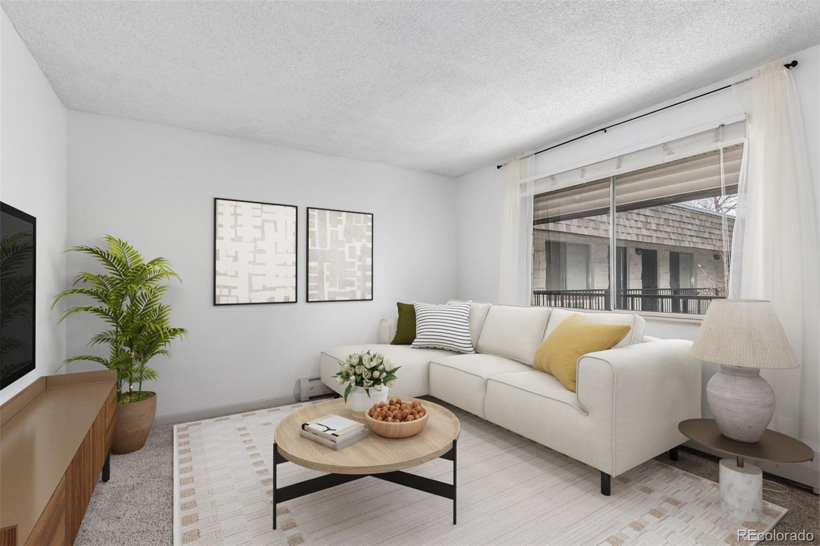 Denver CO, 5875 E Iliff Avenue, Unit 306