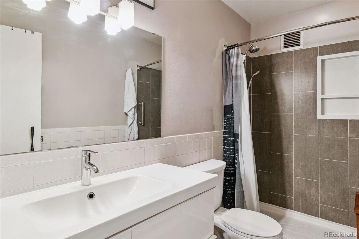 725 S Clinton Street Denver CO 80247