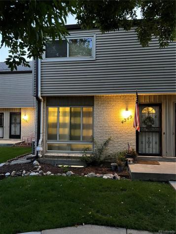 4349 W Ponds Circle Littleton CO 80123