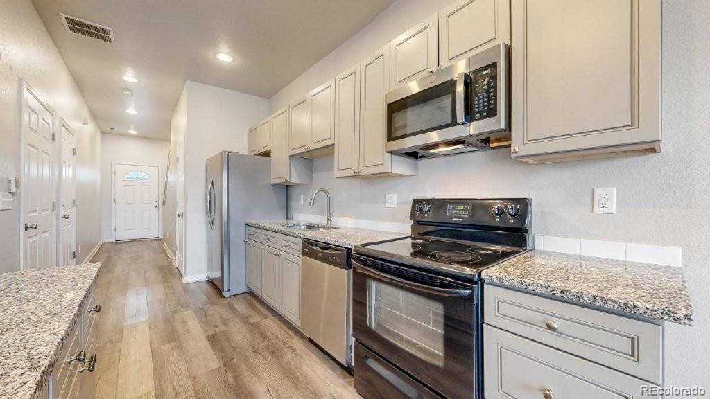 2671 Sable Boulevard Aurora CO 80011