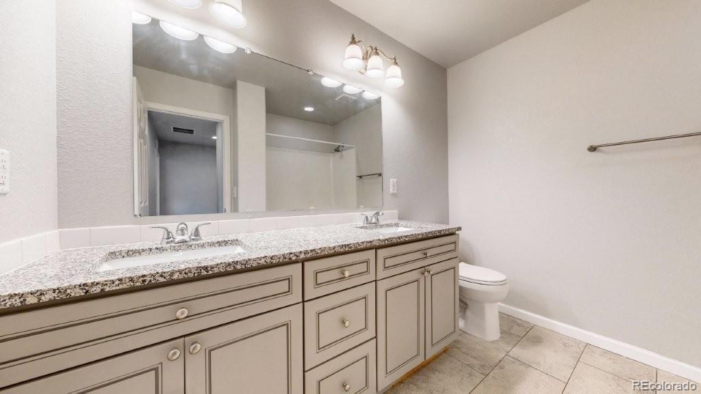 2671 Sable Boulevard Aurora CO 80011