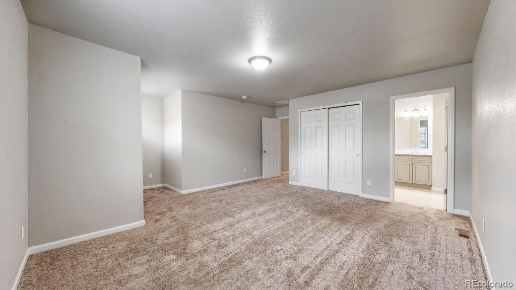 2671 Sable Boulevard Aurora CO 80011