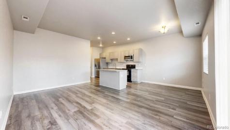 2671 Sable Boulevard Aurora CO 80011