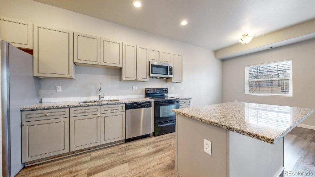 2671 Sable Boulevard Aurora CO 80011