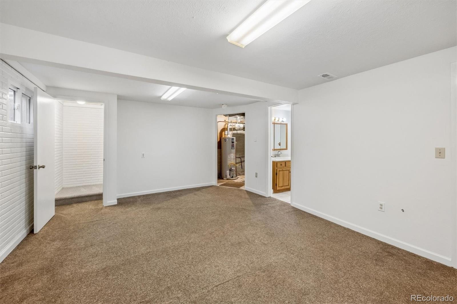 16 Amesbury Street Broomfield CO 80020