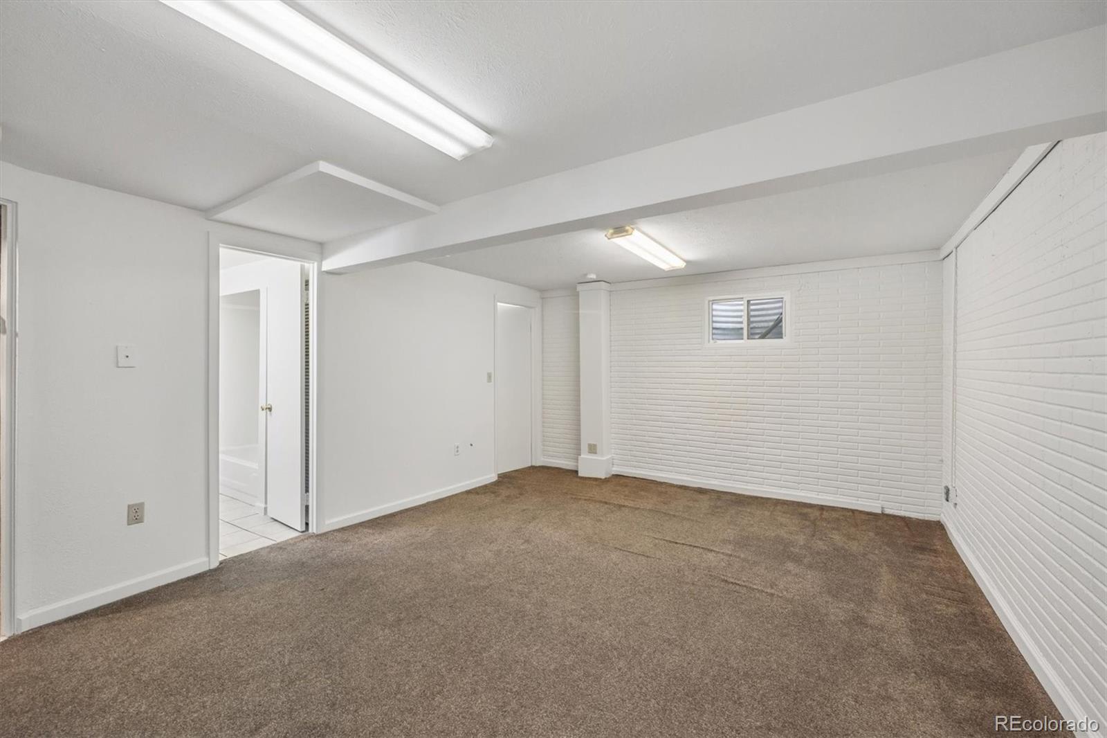 16 Amesbury Street Broomfield CO 80020