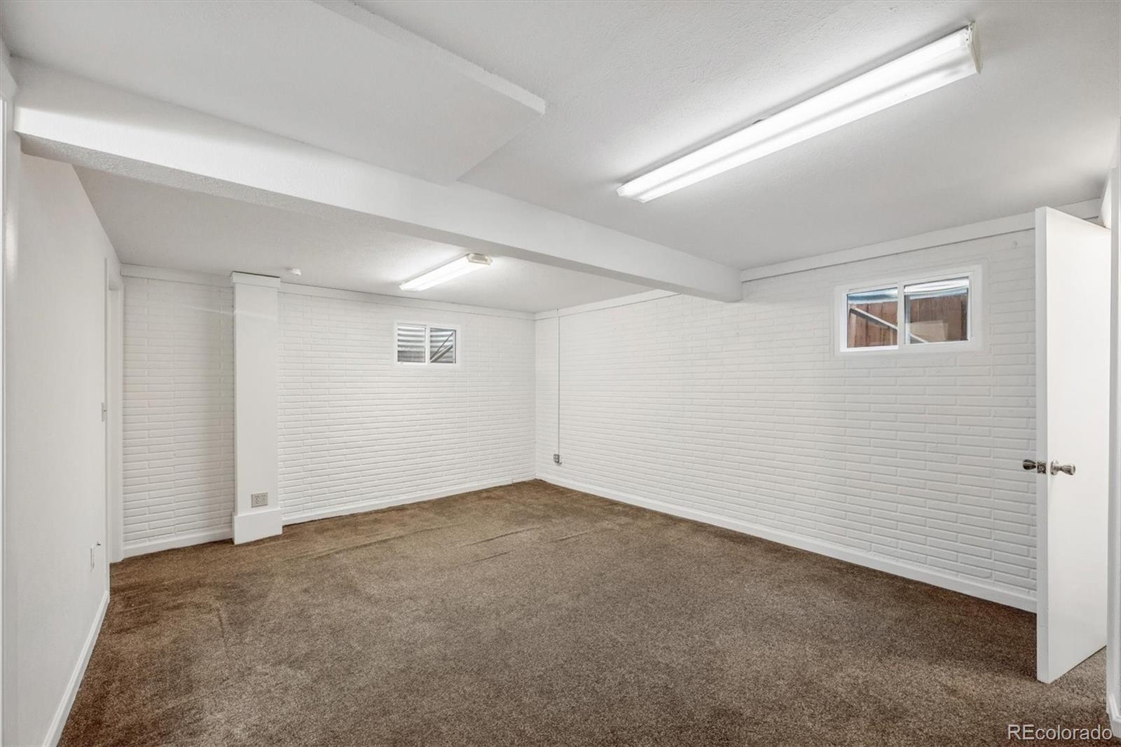 16 Amesbury Street Broomfield CO 80020
