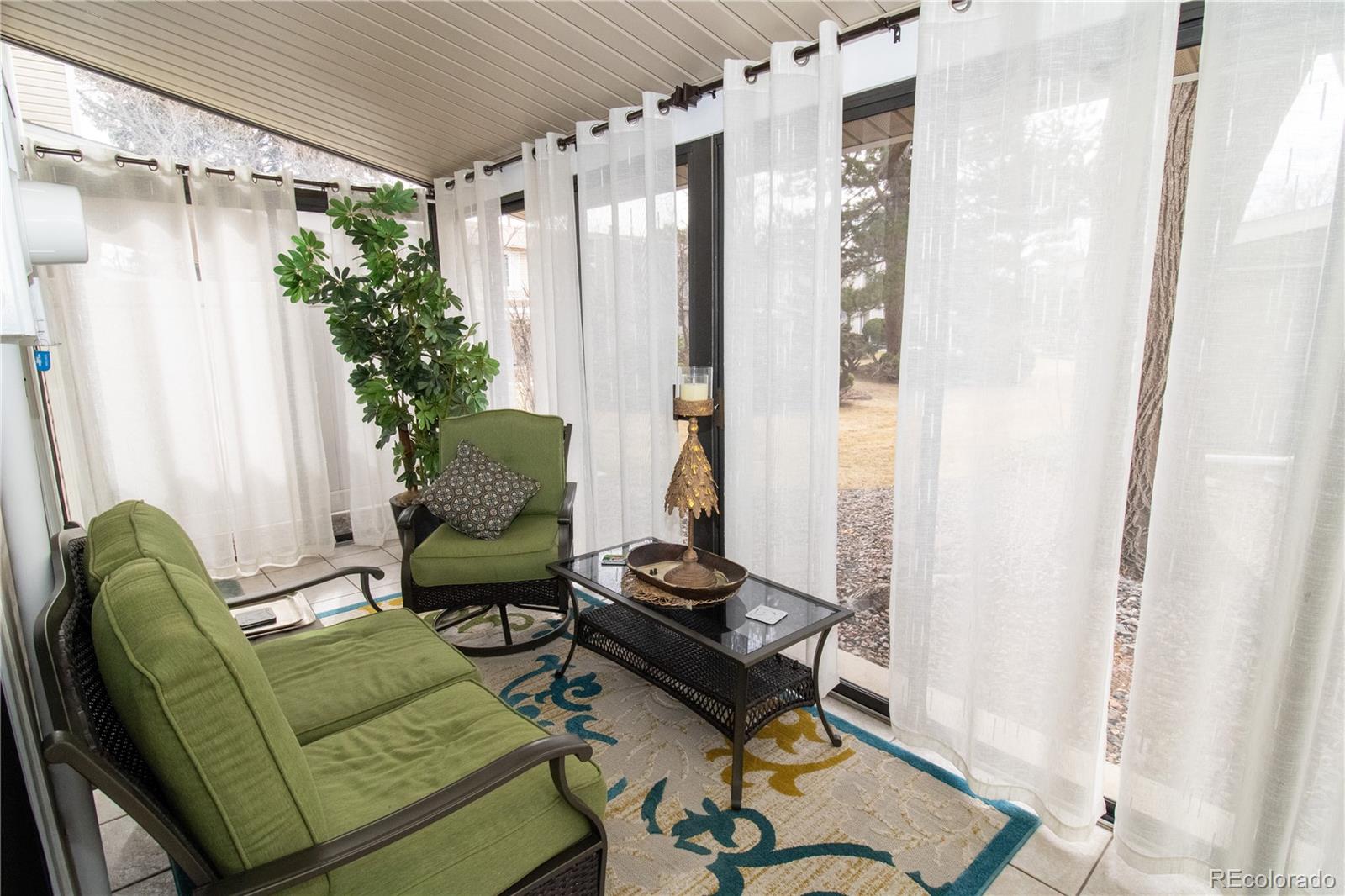 2752 S Heather Gardens Way Aurora CO 80014
