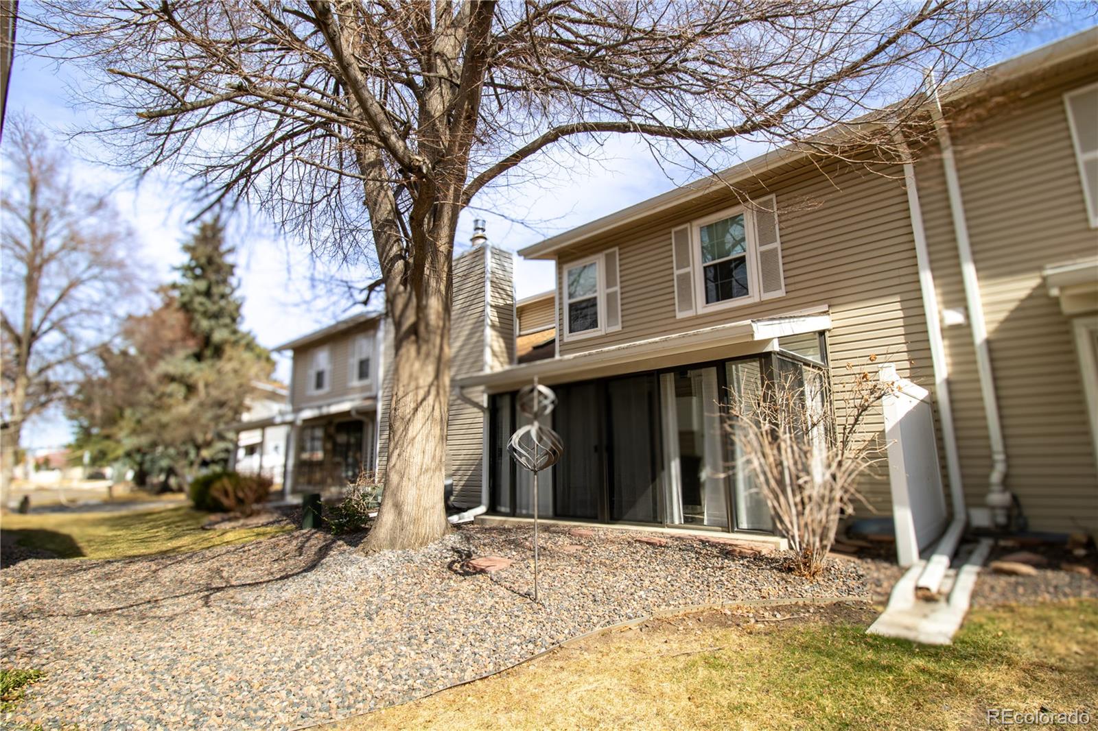 2752 S Heather Gardens Way Aurora CO 80014