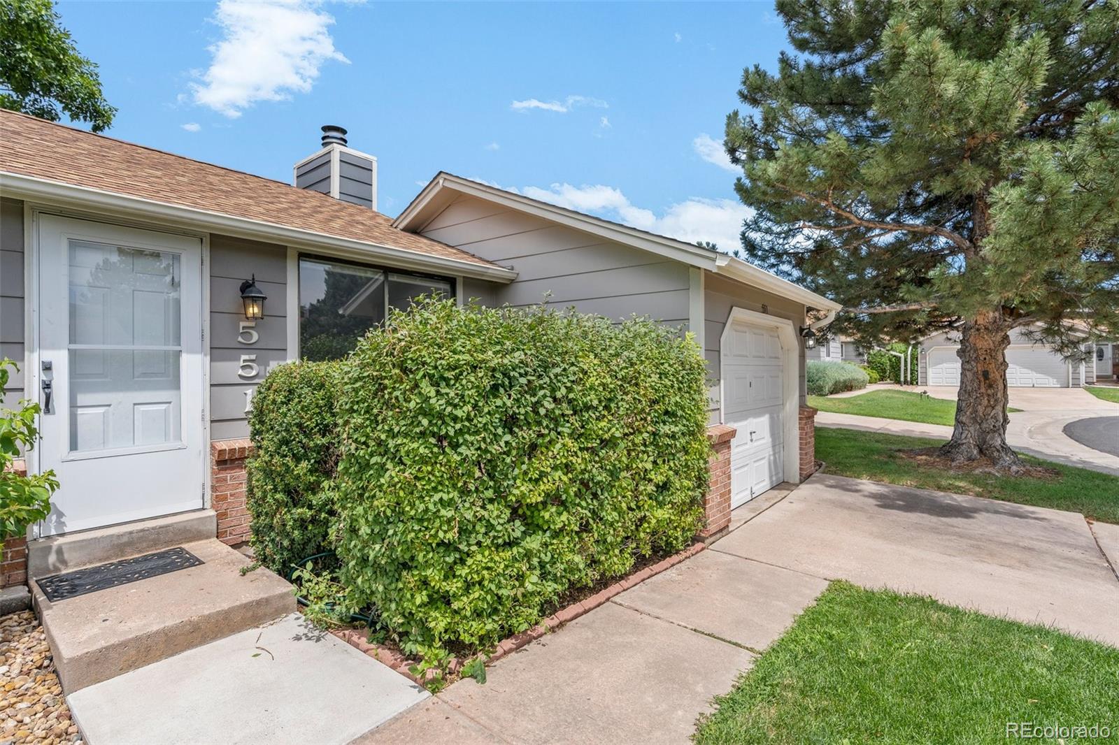 551 W Crestline Circle Littleton CO 80120