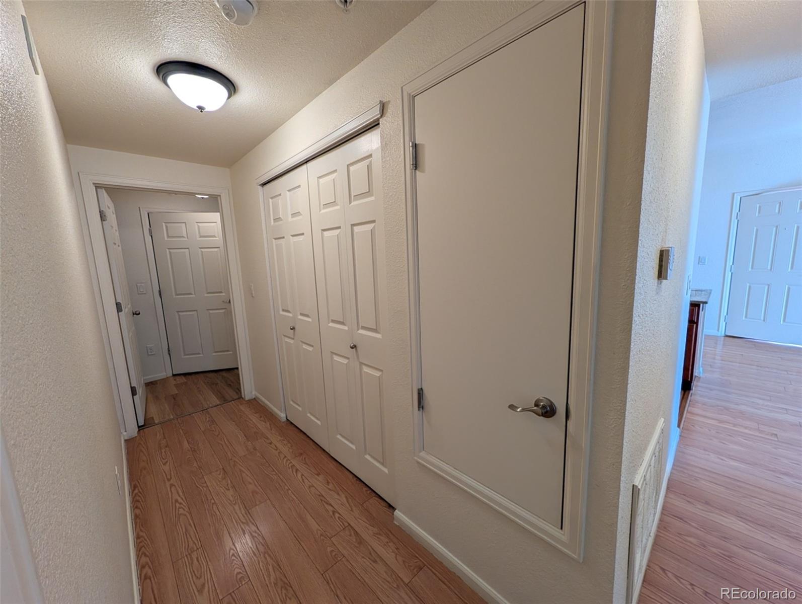 1614 Granby Way Aurora CO 80011