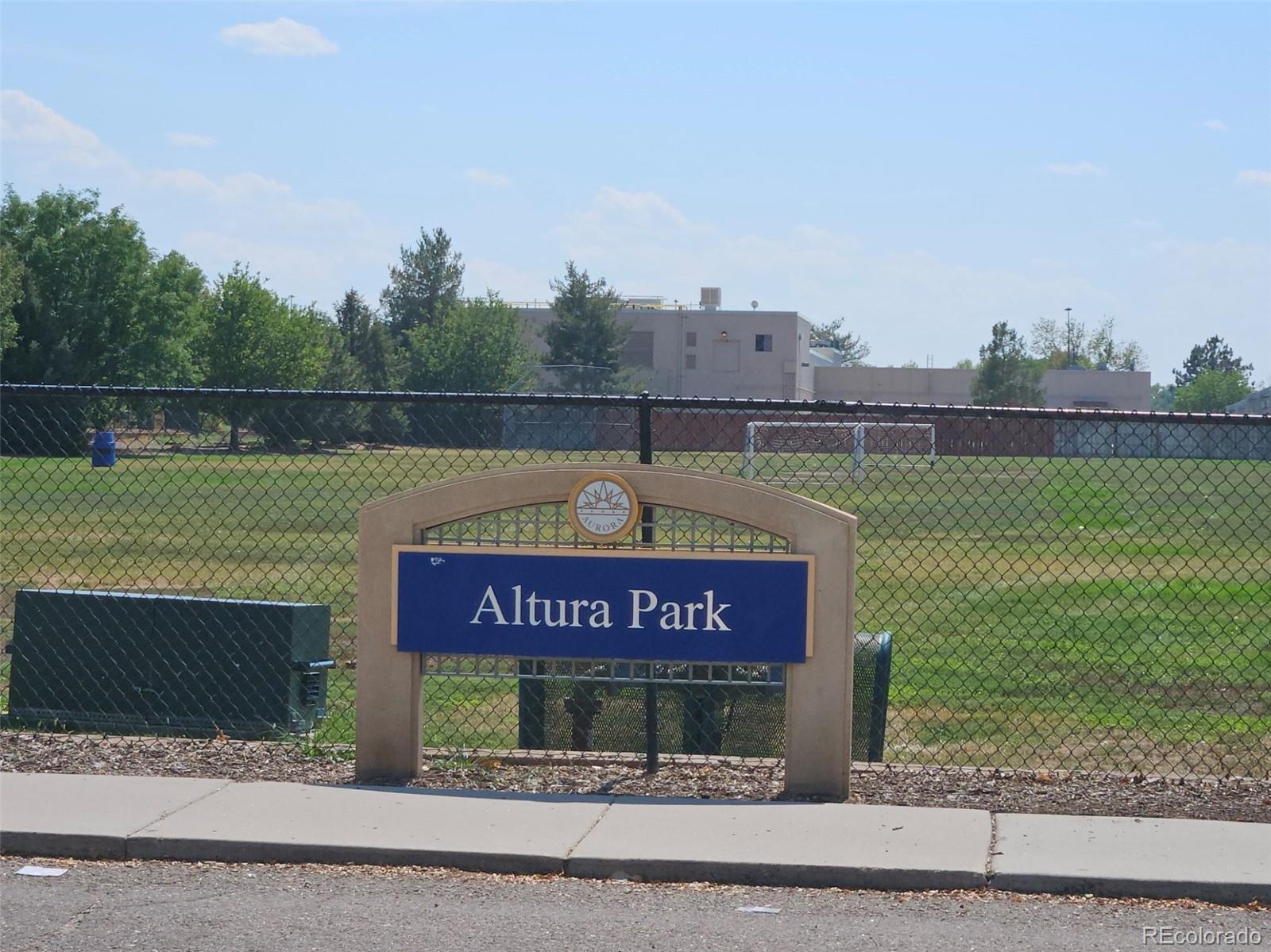 1614 Granby Way Aurora CO 80011