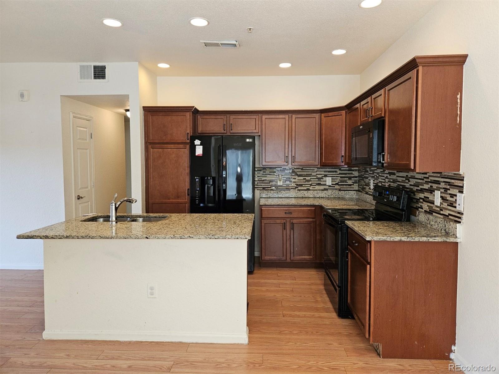 1614 Granby Way Aurora CO 80011