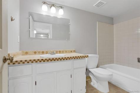 3868 S Fraser Street Aurora CO 80014