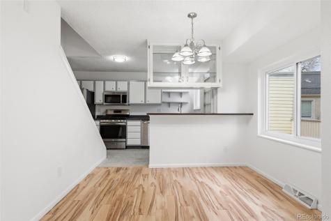 1719 S Lee Street Lakewood CO 80232