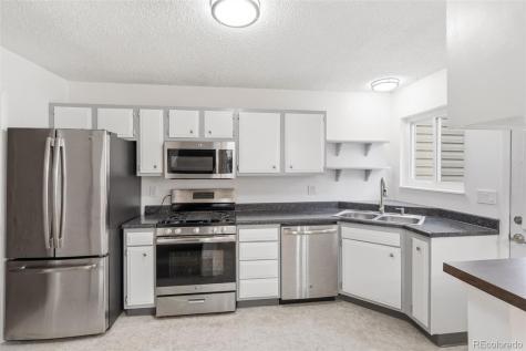 1719 S Lee Street Lakewood CO 80232