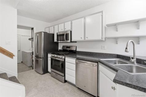 1719 S Lee Street Lakewood CO 80232