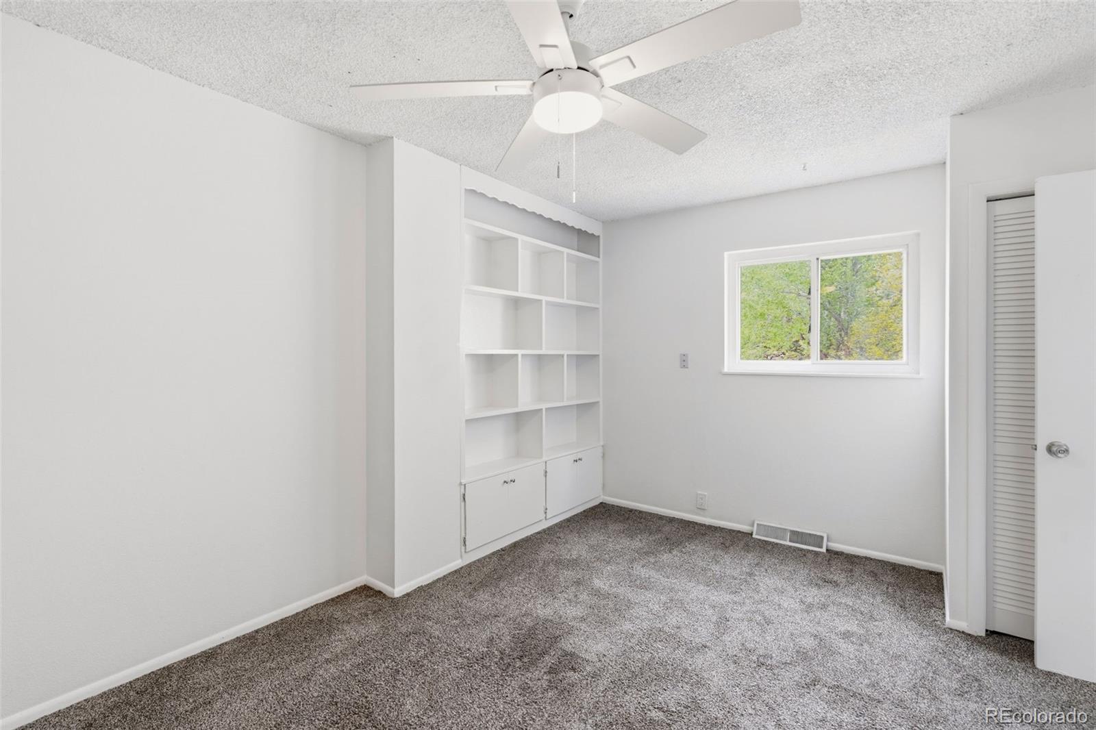 1719 S Lee Street Lakewood CO 80232