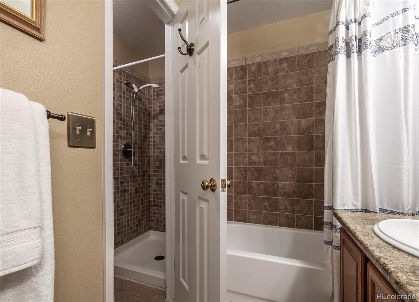 8227 S High Court Centennial CO 80122
