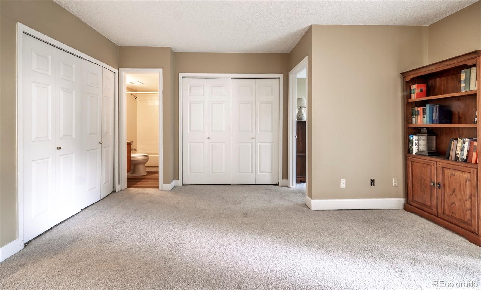 8227 S High Court Centennial CO 80122