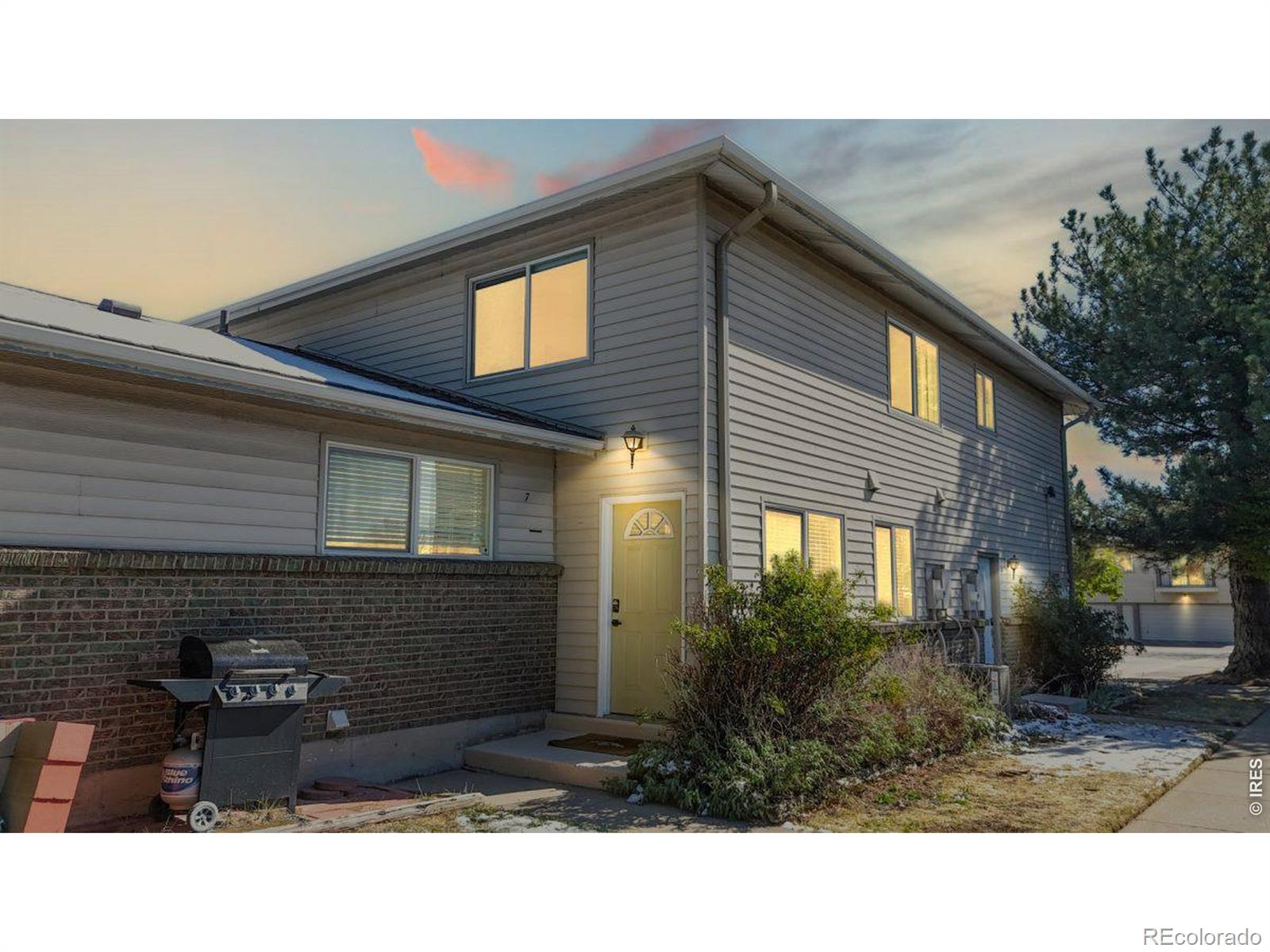 3354 S Flower Street Lakewood CO 80227