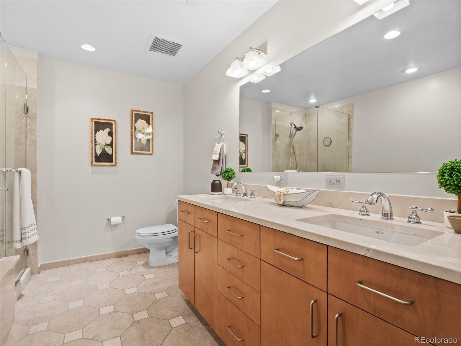 7220 W Bonfils Lane Lakewood CO 80226