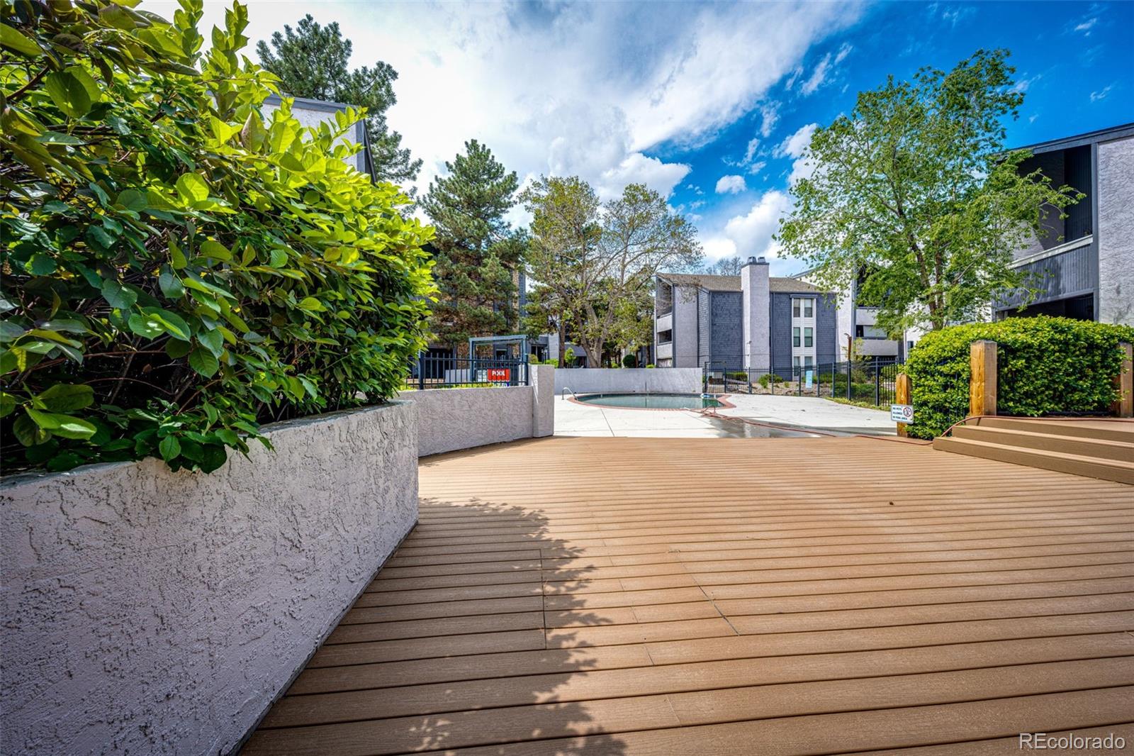 9837 E Peakview Avenue Englewood CO 80111