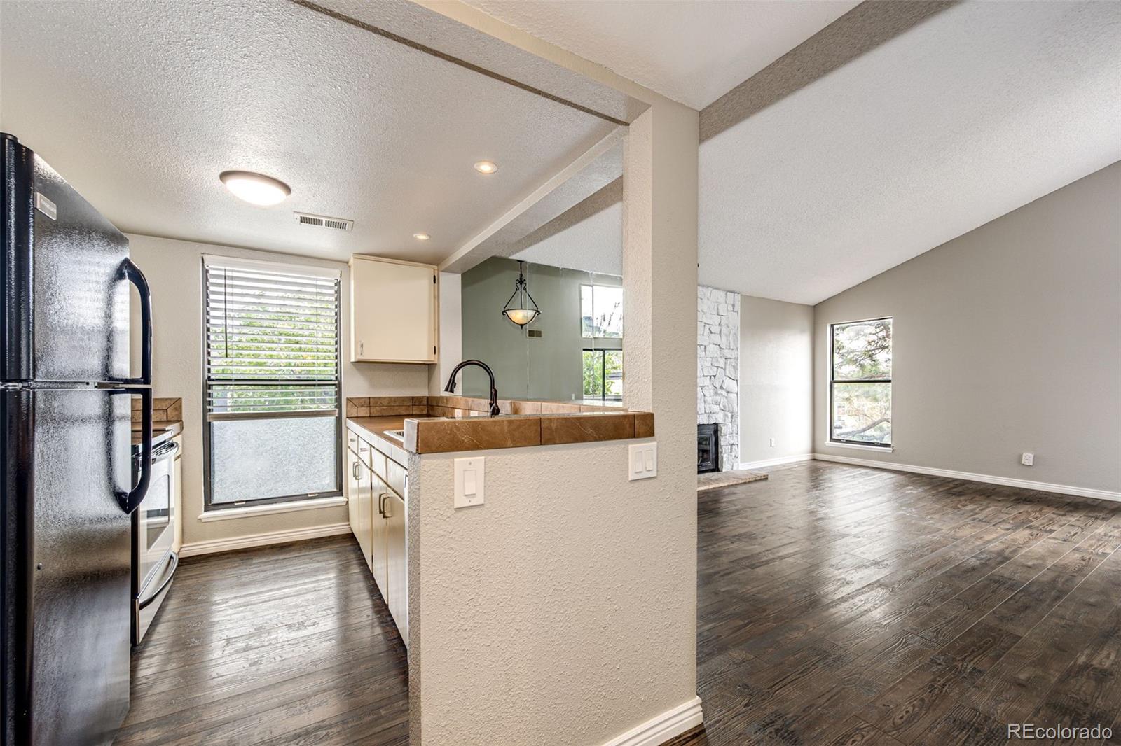9837 E Peakview Avenue Englewood CO 80111