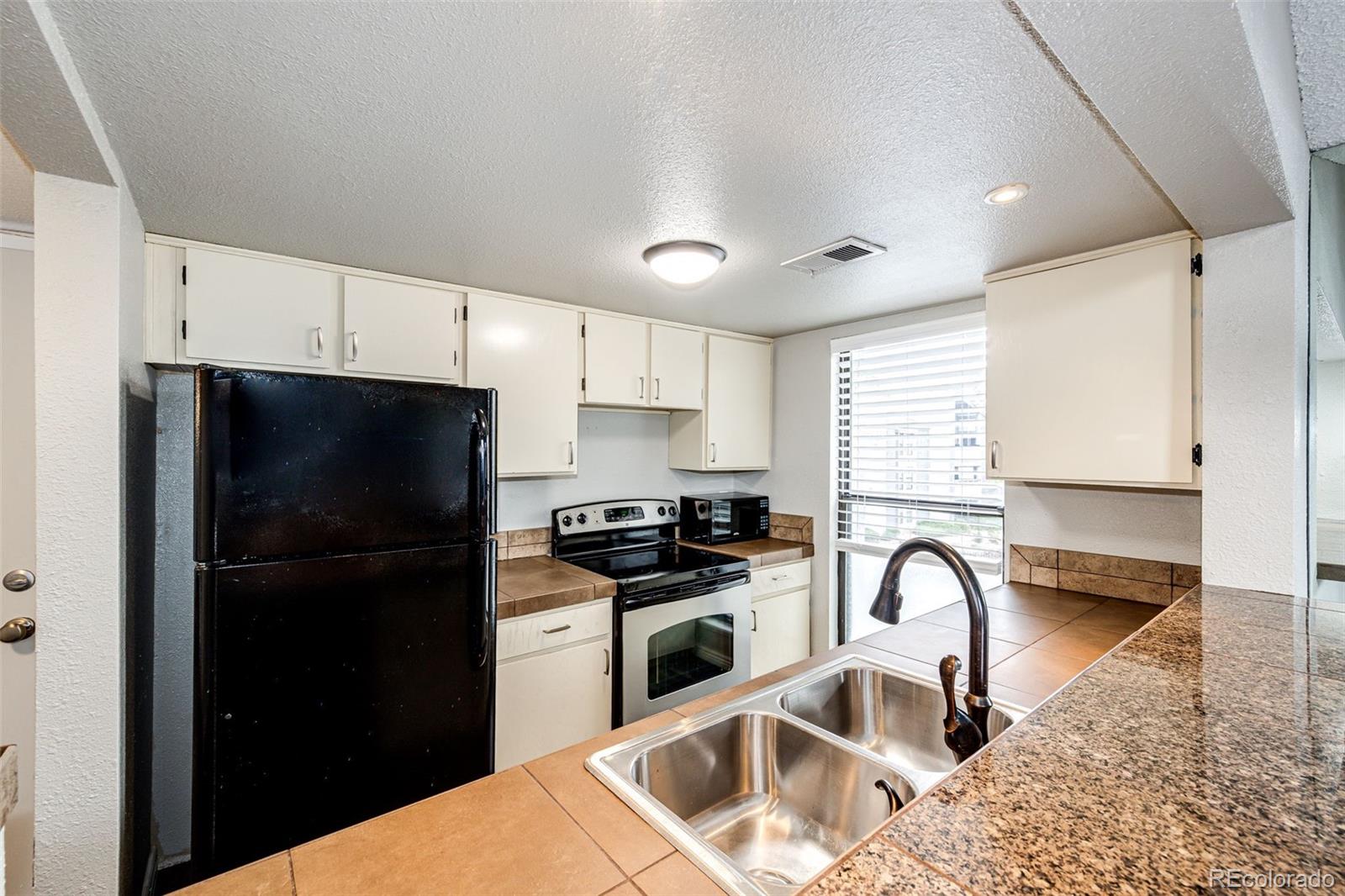 9837 E Peakview Avenue Englewood CO 80111