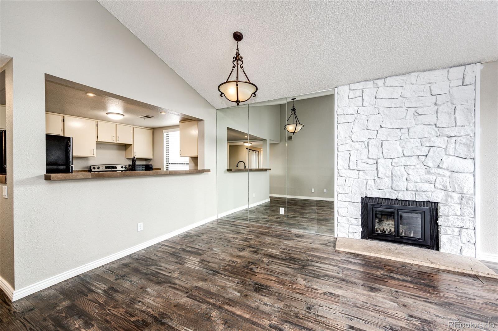 9837 E Peakview Avenue Englewood CO 80111