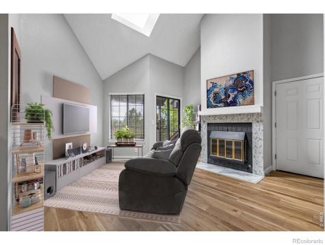 844 S Vance Street Lakewood CO 80226