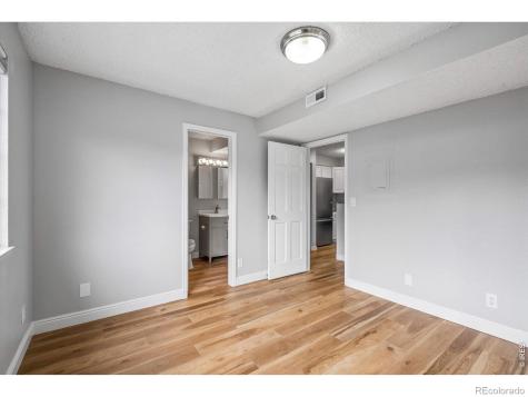 844 S Vance Street Lakewood CO 80226