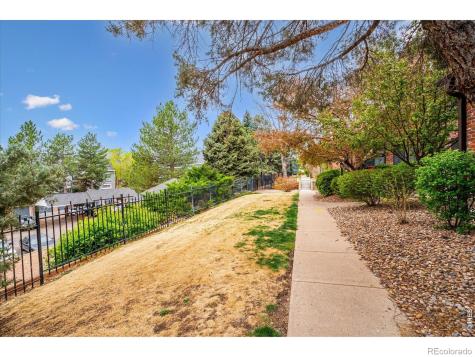 844 S Vance Street Lakewood CO 80226