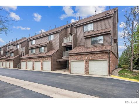 844 S Vance Street Lakewood CO 80226