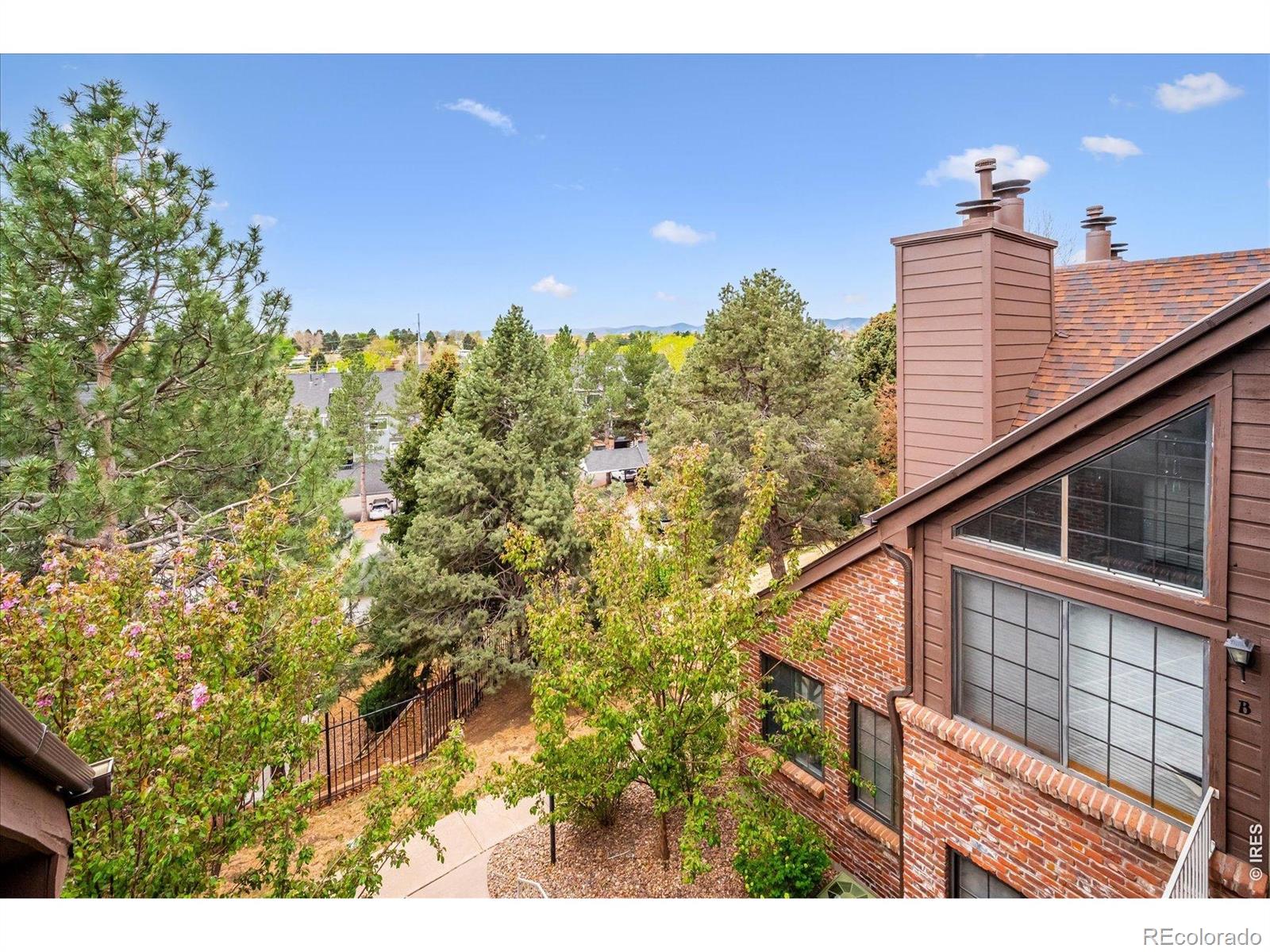 844 S Vance Street Lakewood CO 80226