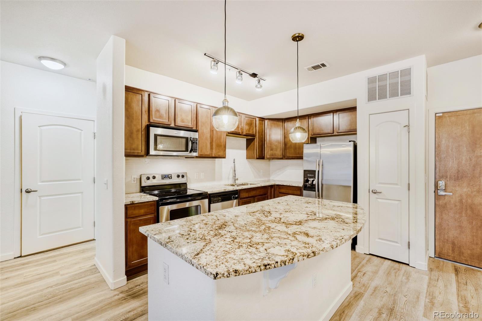 13456 Via Varra Broomfield CO 80020